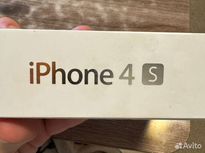 iPhone 4S, 8 ГБ
