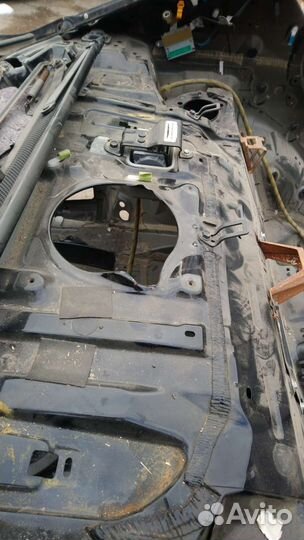 Задняя часть кузова. Ls 460