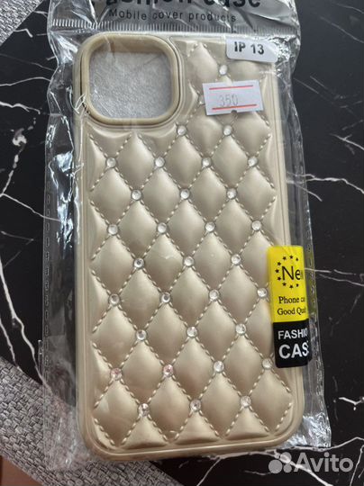 Чехол на iPhone 13