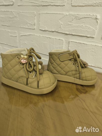 Ботинки для девочки