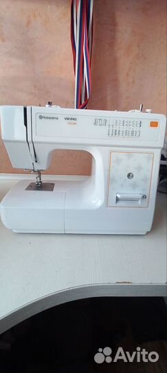 Швейная машина хускварна