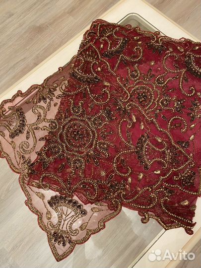 Скатерть и салфетки (Арабские Эмираты)