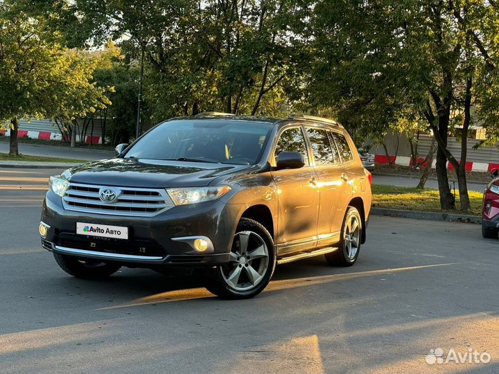 Toyota Highlander 3.5 AT, 2011, 242 000 км