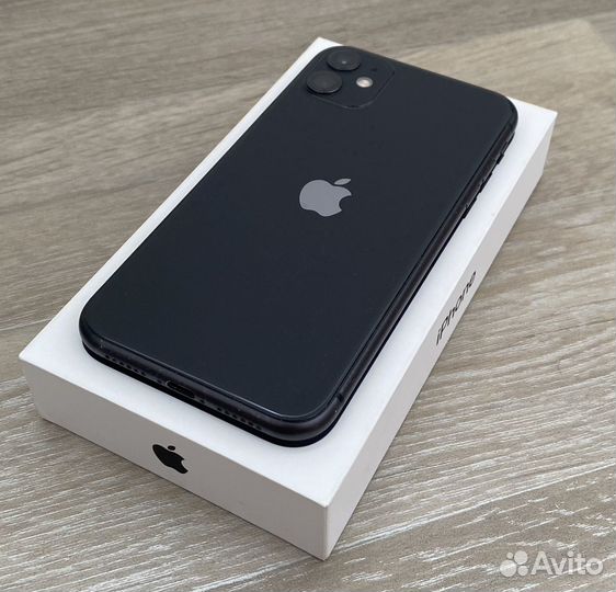 iPhone 11, 64 ГБ