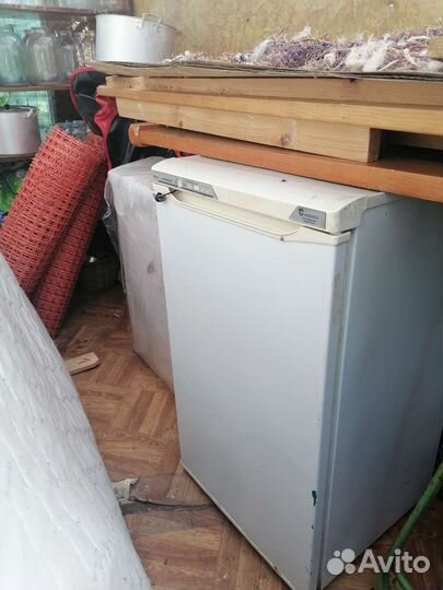 Холодильник бу маленький
