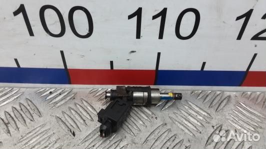 Форсунка бензиновая skoda octavia A5 (NML18B701)