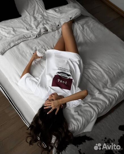 Белая футболка оверсайз