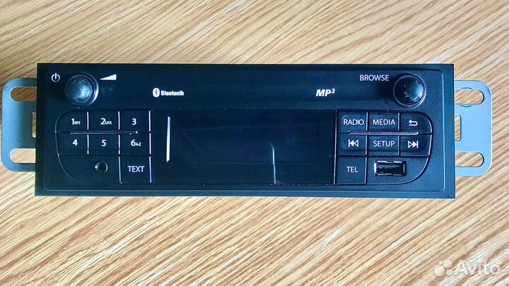 Штатная магнитола рено Трафик 3