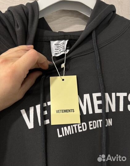 Vetements худи на руках