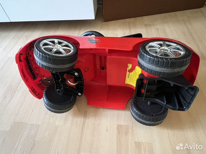 Машина Каталка mercedes