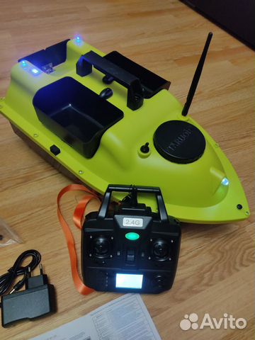 Прикормочный кораблик для рыбалки GPS на 16 точек