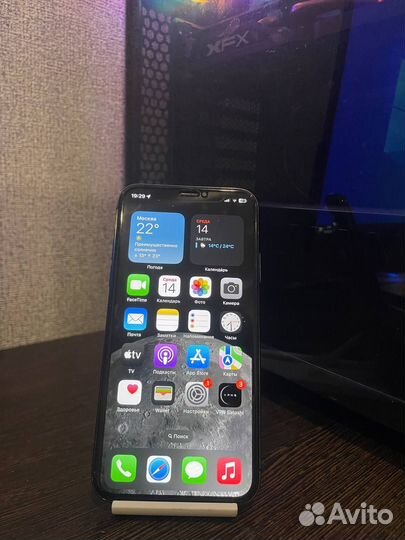 iPhone X, 64 ГБ