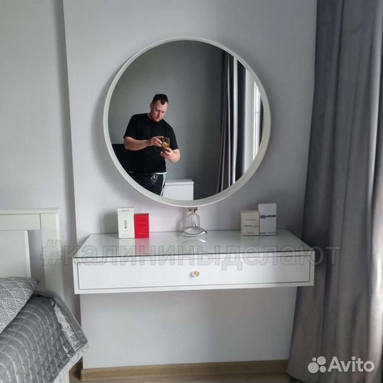 Подвесная тумба консоль