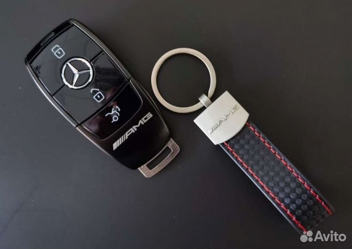 Брелок BMW /M, AMG под карбон, строчка