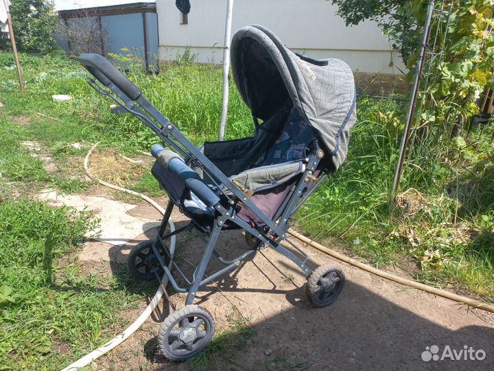 Коляска универсальная