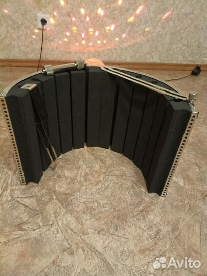 Акустический экран для микрофона