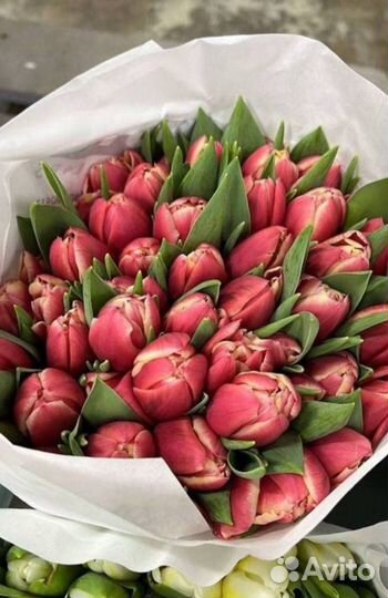 Букеты тюльпанов к 8 марта
