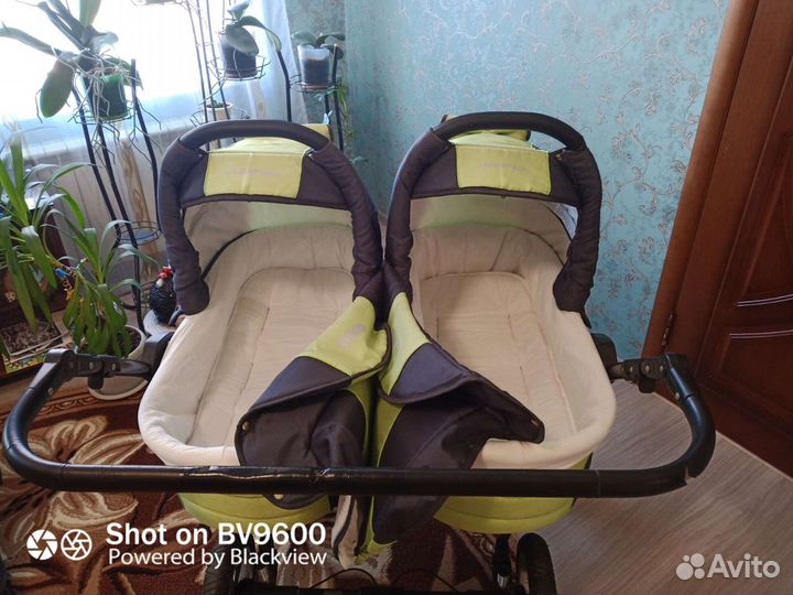 Коляска для двойни зима-лето