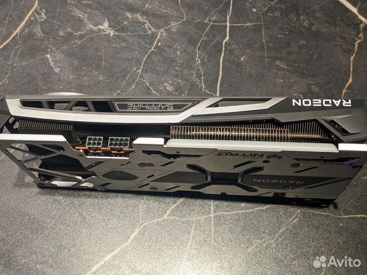 AMD radeon RX 6700XT Sapphire Nitro+ Gaming