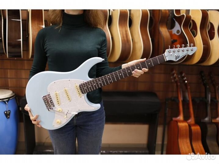 Peavey Raptor Custom CLB - электрогитара