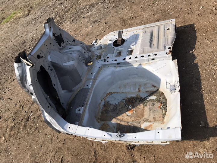 Крыло заднее левое Honda CR-V