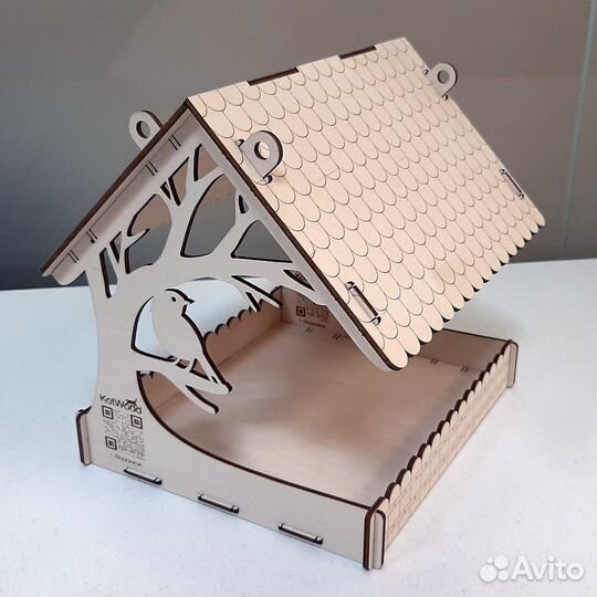 Кормушка для птиц