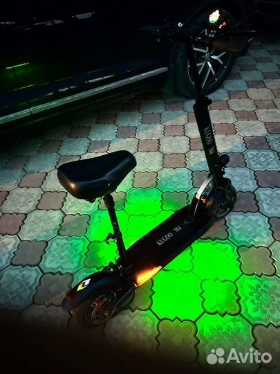 Электросамокат kugoo m4