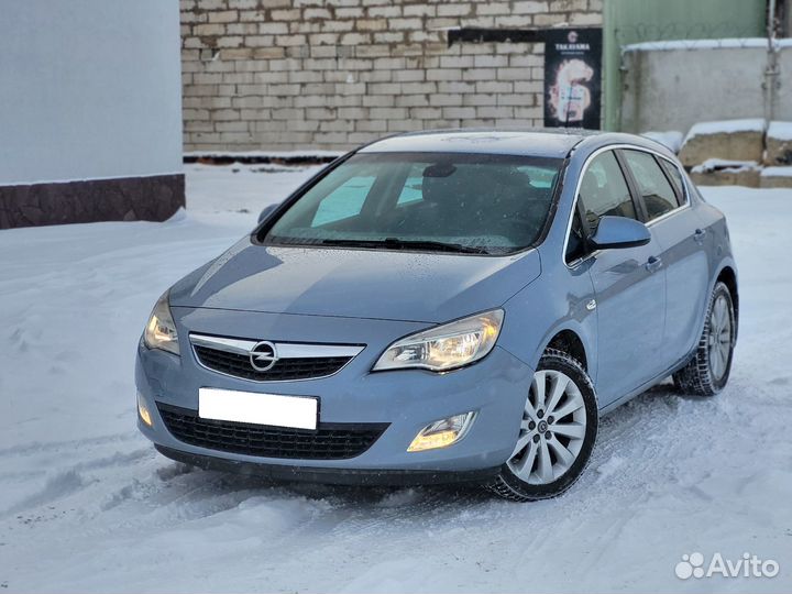 Opel Astra 1.6 AT, 2011, 118 960 км
