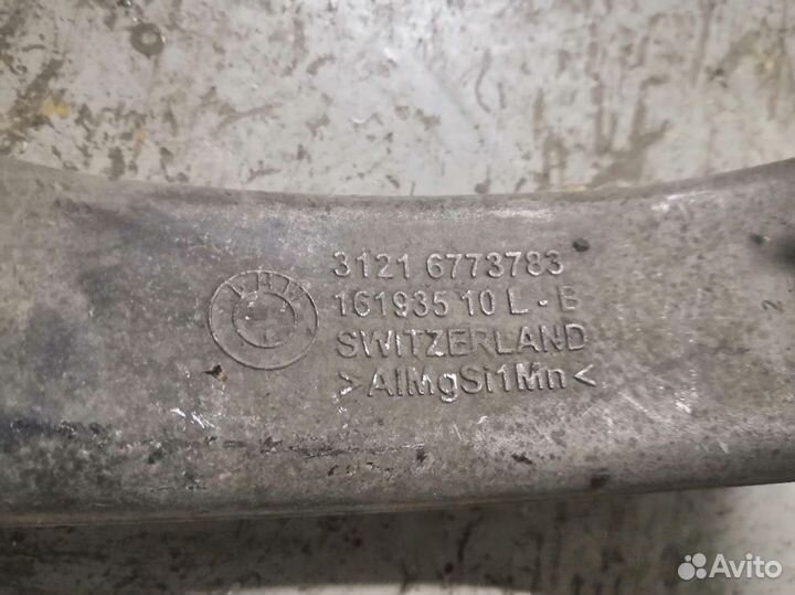 Кулак поворотный передний BMW X5 E70