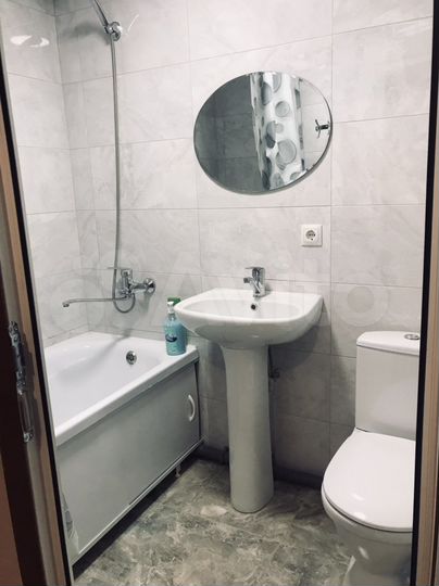 3-к. квартира, 70 м², 2/5 эт.