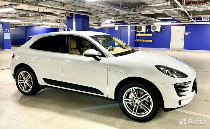 В разборе Porsche Macan