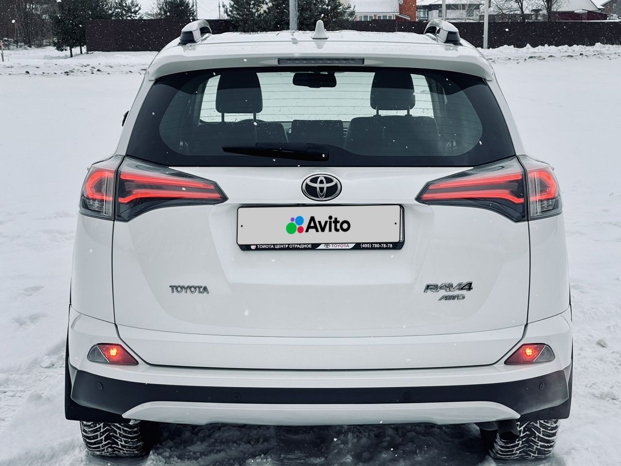 Toyota RAV4: фото владельца