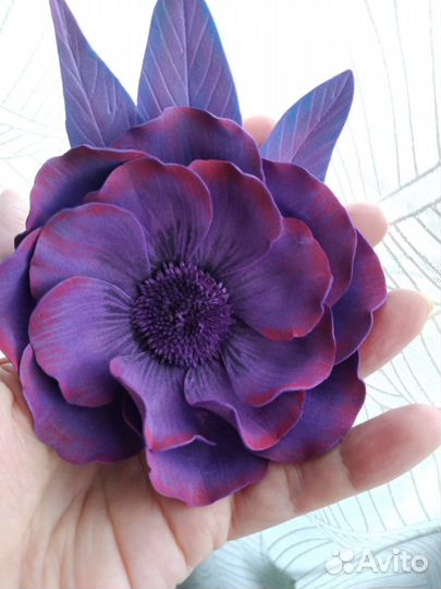 Брошь ручной работы из фоамирана