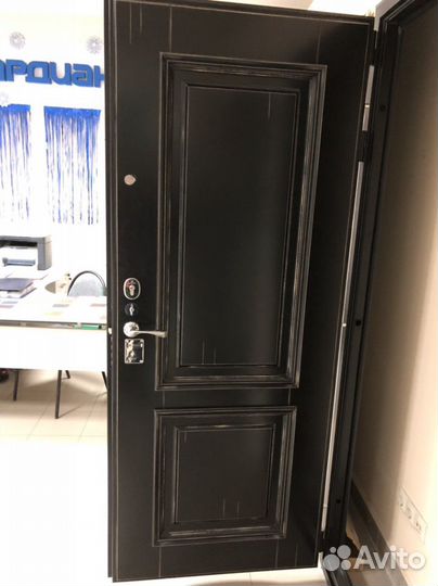 Дверь входная металическая