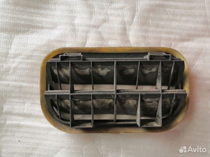 Решетка вентиляционная Ford C-Max 2006