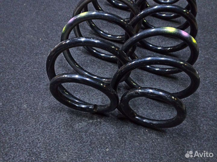 Пружины задние Toyota Corolla 180