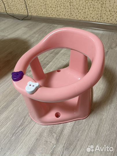 Стульчик для купания в ванной