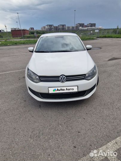 Volkswagen Polo 1.6 AT, 2012, 184 156 км