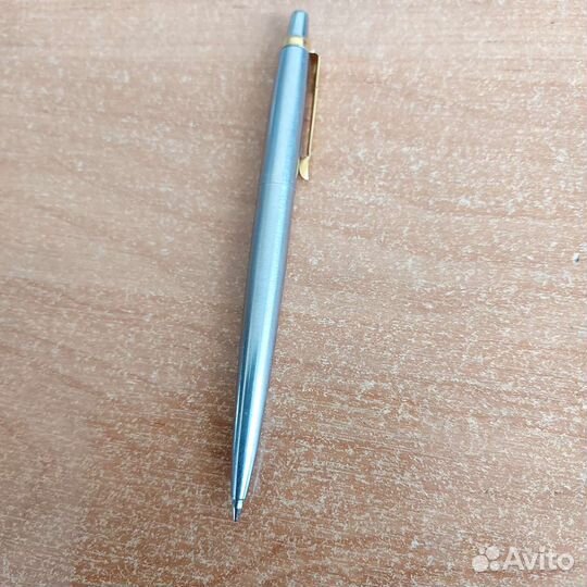 Шариковая ручка parker