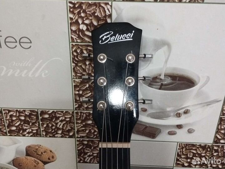 Акустическая гитара Belluci