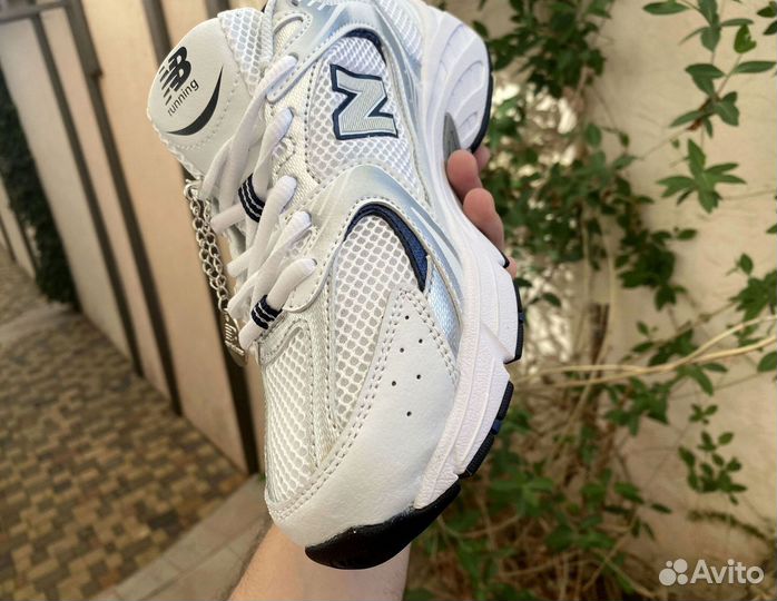 Кроссовки new balance 530