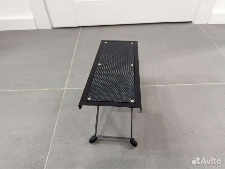 Подставка под ногу гитариста