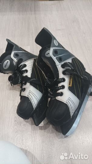 Коньки хоккейные 35