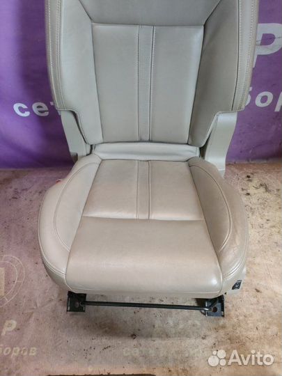 Сиденье переднее левое Renault Koleos hyoc 2TR