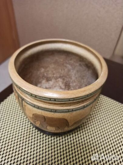 Кашпо для цветов