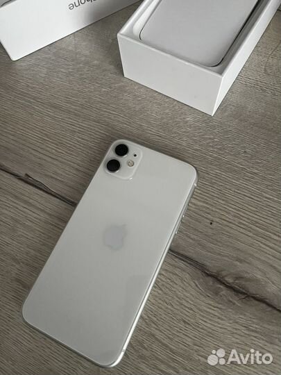 iPhone 11, 128 ГБ