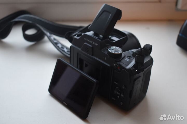 Nikon coolpix b500