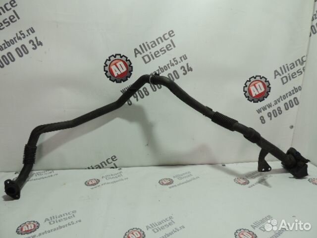 Маслозаливная горловина Volvo FH 20885898