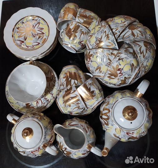 Фарфор :Чайный и Кофейный сервизы