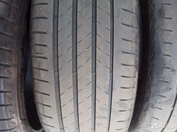 Bridgestone Turanza T005A 255/40 R20 и 285/35 R20 104Y